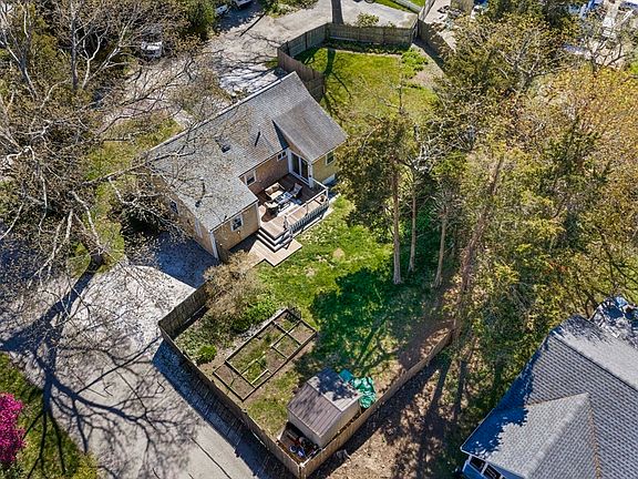 4th image of 14 Ivy Rd