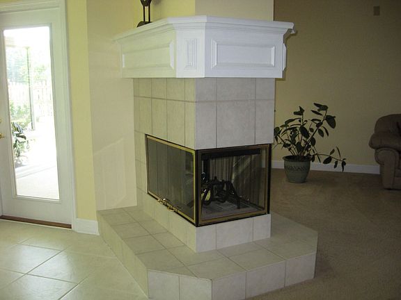3rd image of 104 Lupine Dr