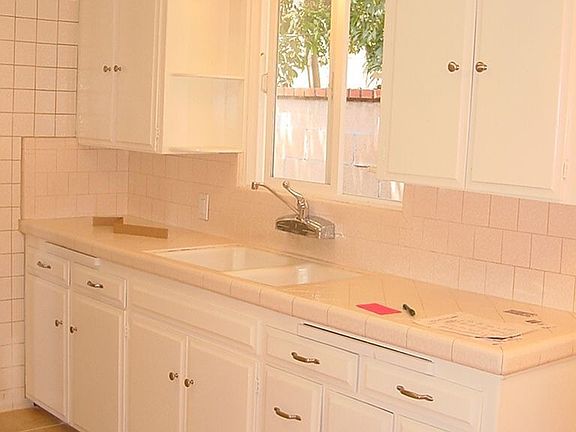 Kitchen Sink and Cabinets