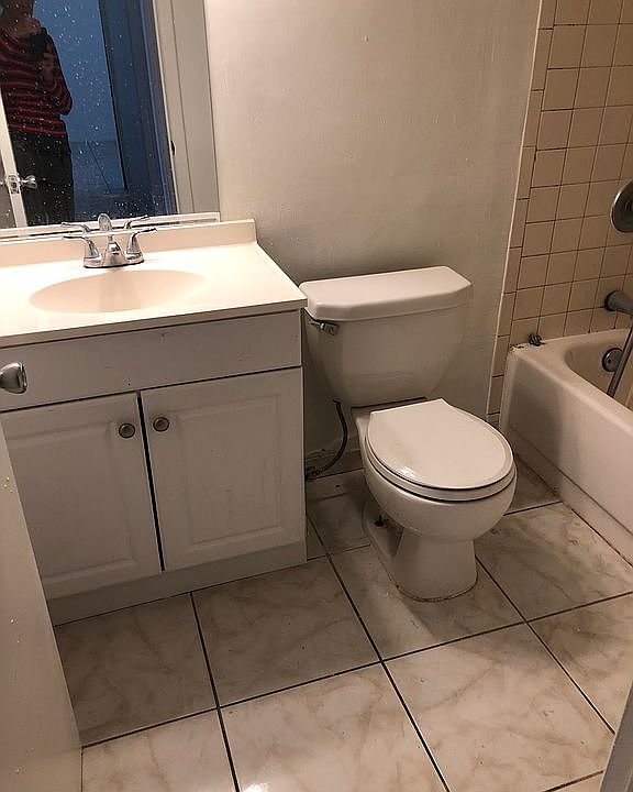 2nd image of 3053 George Mason Ave APT B