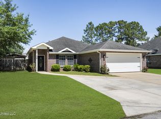 3116 N 3rd St, Ocean Springs, MS 39564
