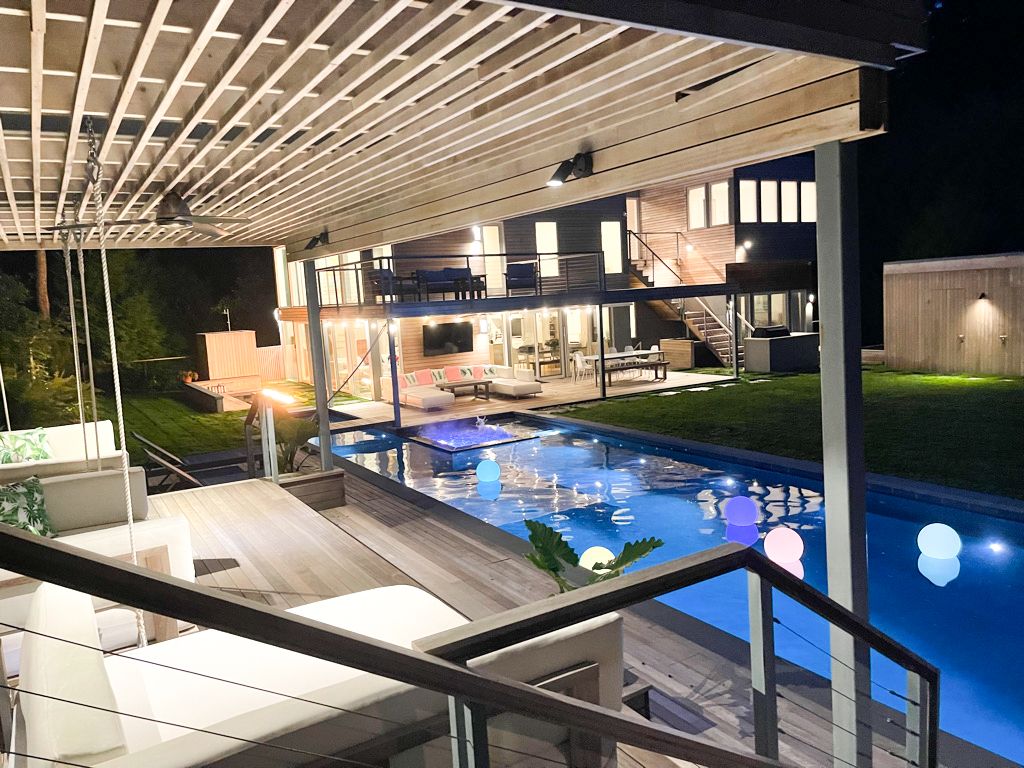  Outdoor Entertaining at Night