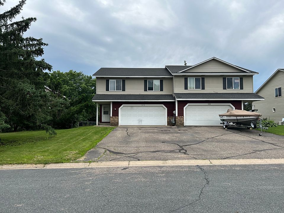 Beautiful Twin Home in fantastic Eagan location! Attached large 2 car garage. 3 BR on 1 level and 1 BR on lower level with 3/4 bath!