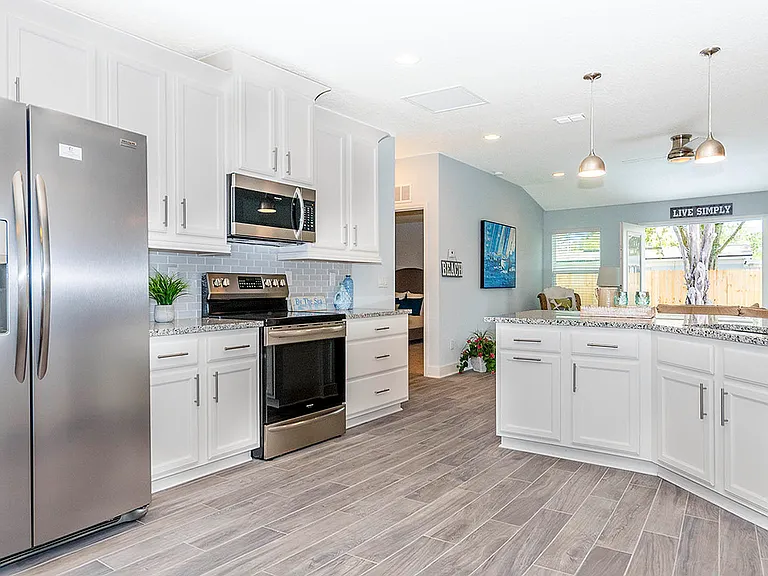 707 Amberjack Ln — Photo 8