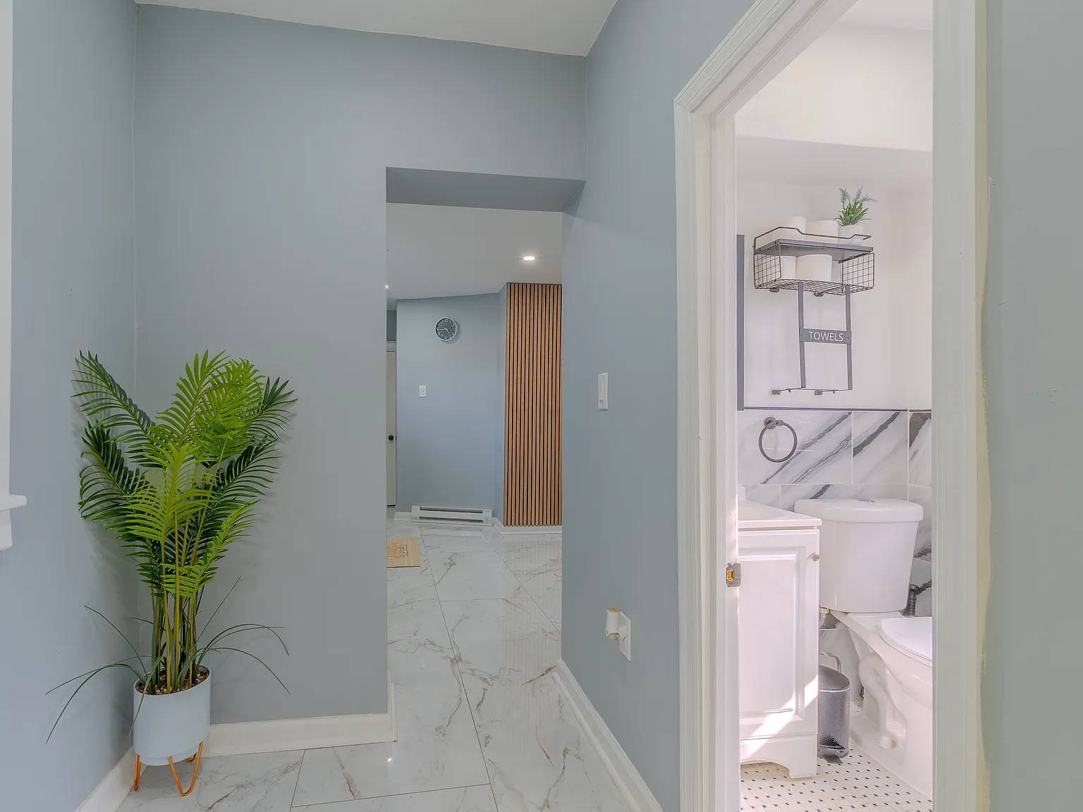 1 bed, 1040 sqft, $1,400 — Photo 2