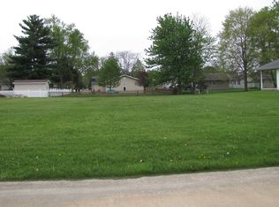 328 Deerfield, Rantoul, IL 61866