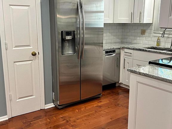 5th image of 5404 Bennington Woods Ct