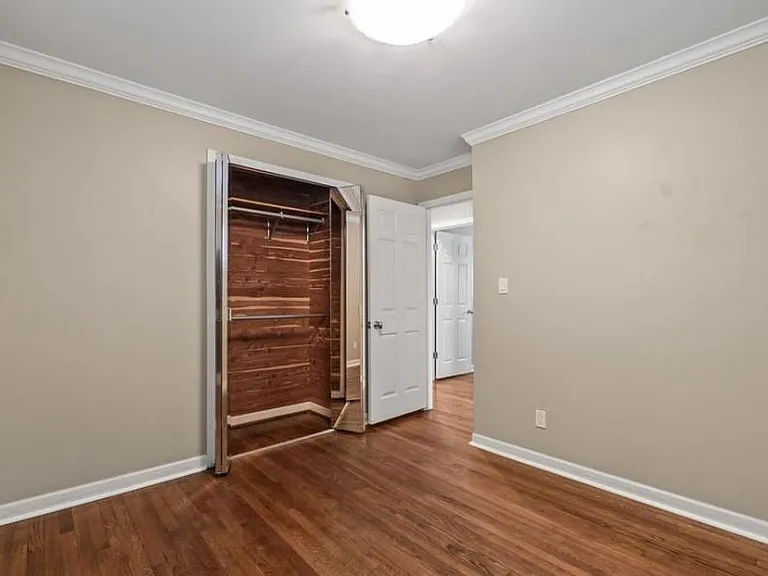 290 Winry Dr — Photo 18