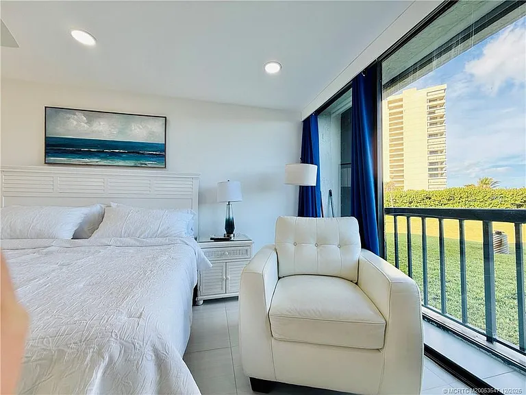 8800 S Ocean Dr #102 — Photo 49