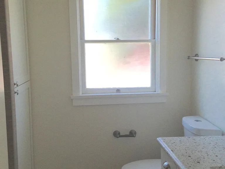 1106 4th St #3 — Photo 6