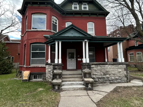 286 Charlotte St #3, Ottawa, ON K1N 8L6