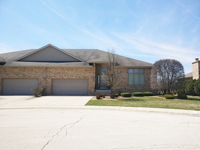 1st image of 21250 Arbour Walk Dr