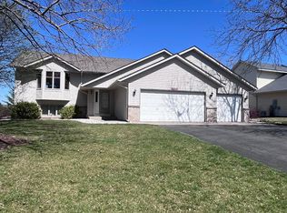 3880 Willowwood St SW, Prior Lake, MN 55372