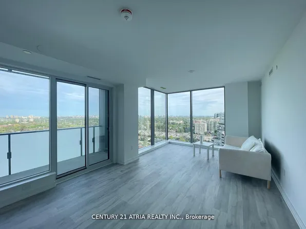 8 Olympic Garden Dr #2703, Toronto, ON M2M 3T3