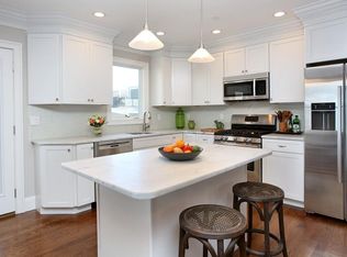 17 Oak St #2, Boston, MA 02129