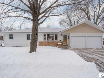 220 Alta Dr, Mankato, MN, 56001