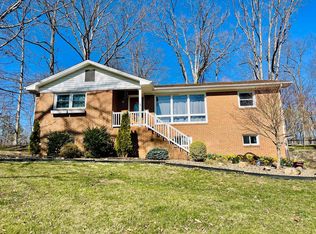 136 Sherwood Dr, Blue Ridge, VA 24064
