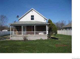 7174 Ward Rd, North Tonawanda, NY 14120