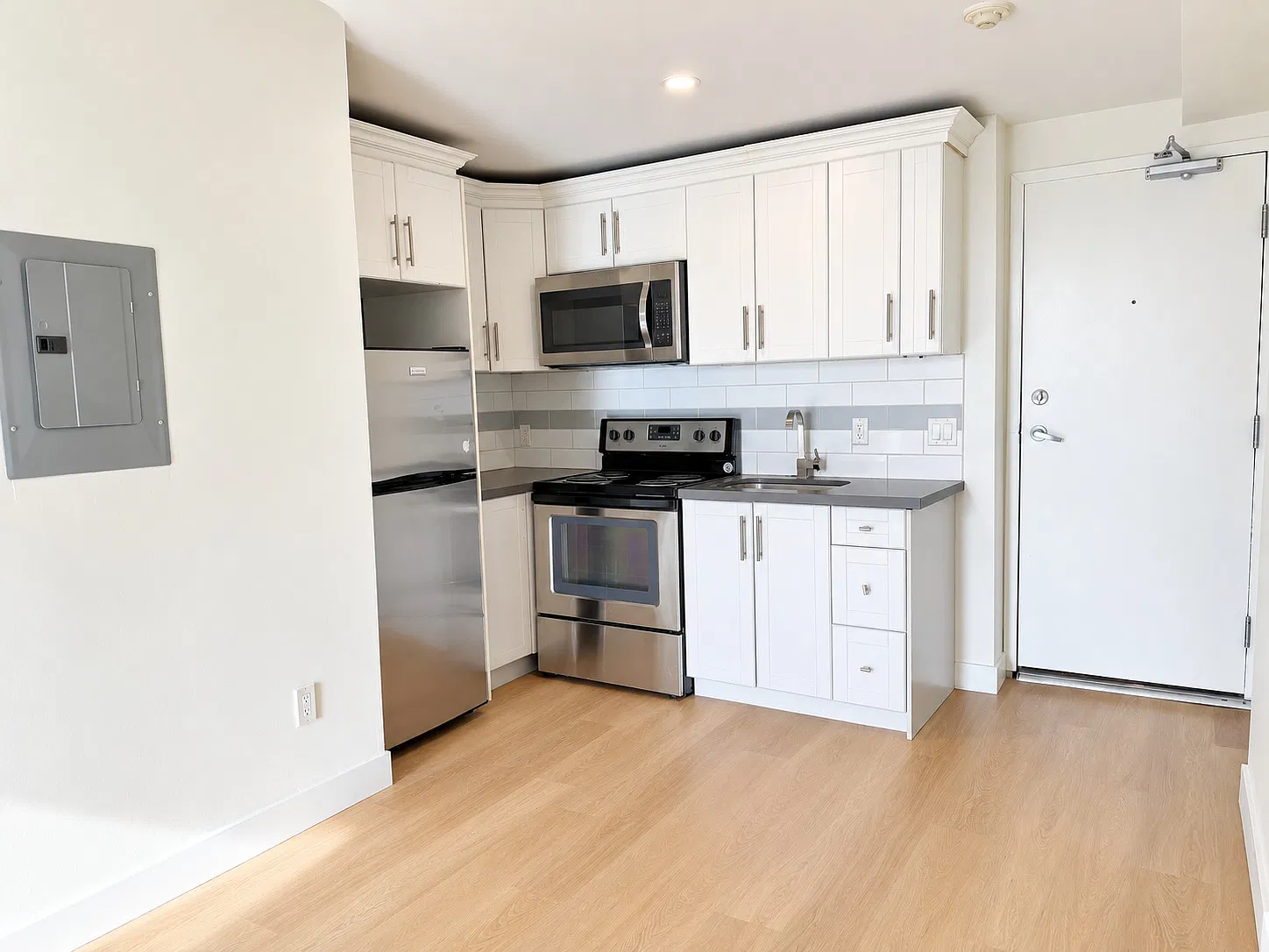 239 Saint Paul St — Photo 4