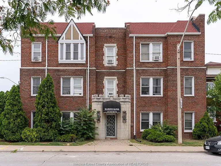 710 Giles Blvd E #302 — Photo 1
