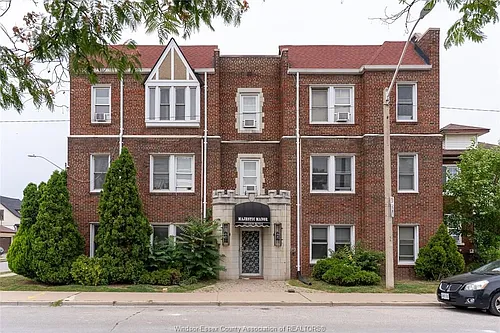 710 Giles Blvd E #302 Photo 1