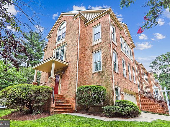 3rd image of 9715 Whitley Park Pl