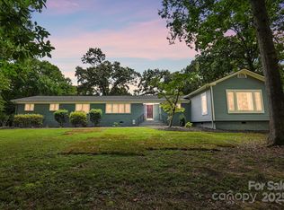 8139 Cedarbrook Dr, Charlotte, NC 28215