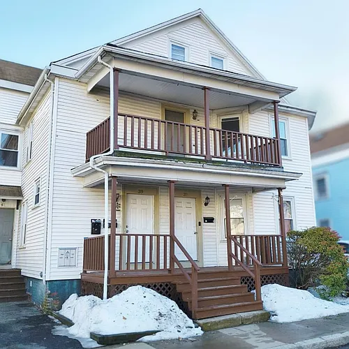 37-41 Mason Avenue Photo 1