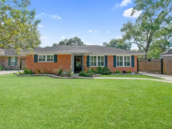 2119 Latexo Dr, Houston, TX 77018