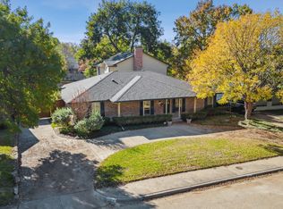 9968 Larchbrook Dr, Dallas, TX 75238