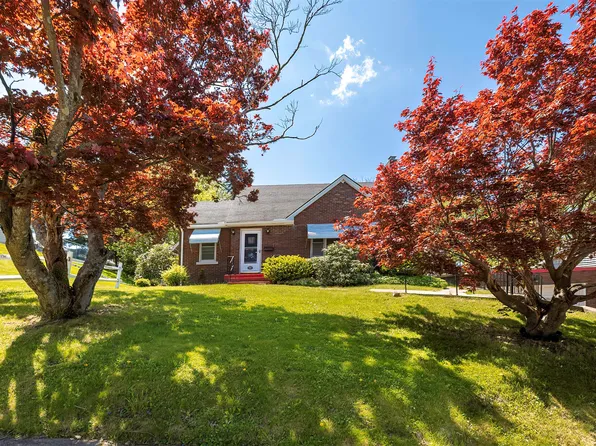 4402 Parade Blvd, Erie, PA 16504