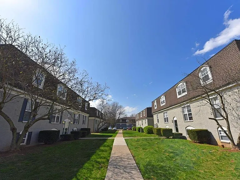 Resident Courtyard