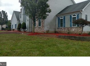 827 Wynnefield Dr, Souderton, PA 18964