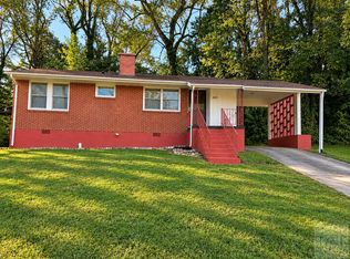 209 Gray Leaf Cir, Martinsville, VA 24112