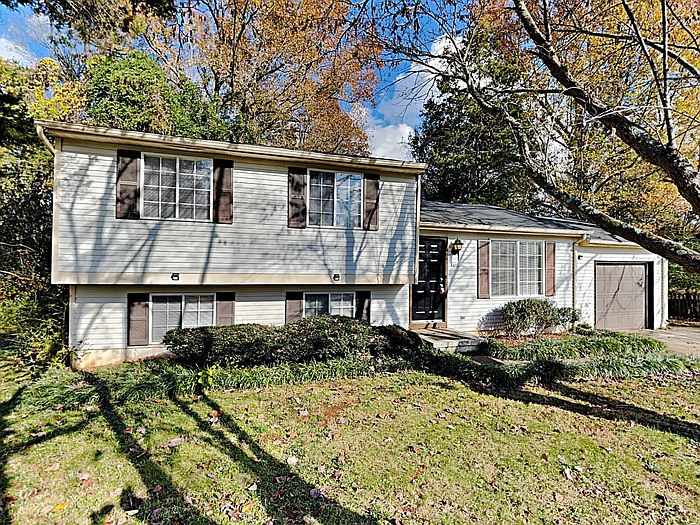 1st image of 7424 Highbury Ln