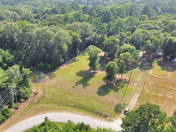 3rd image of 513 County Road 303