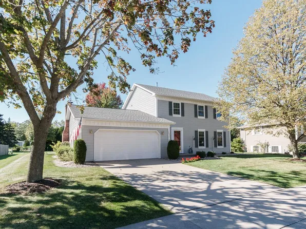1685 Chatham DRIVE, Oshkosh, WI 54904