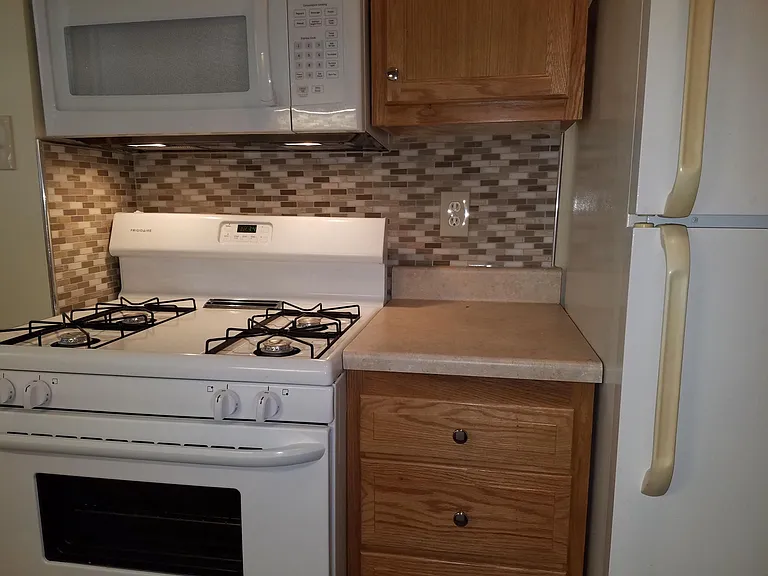 2872 Sherwood Rd #C — Photo 5