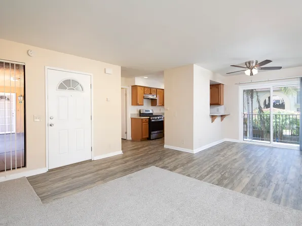 2247 Via Esmarca #D, Oceanside, CA 92054