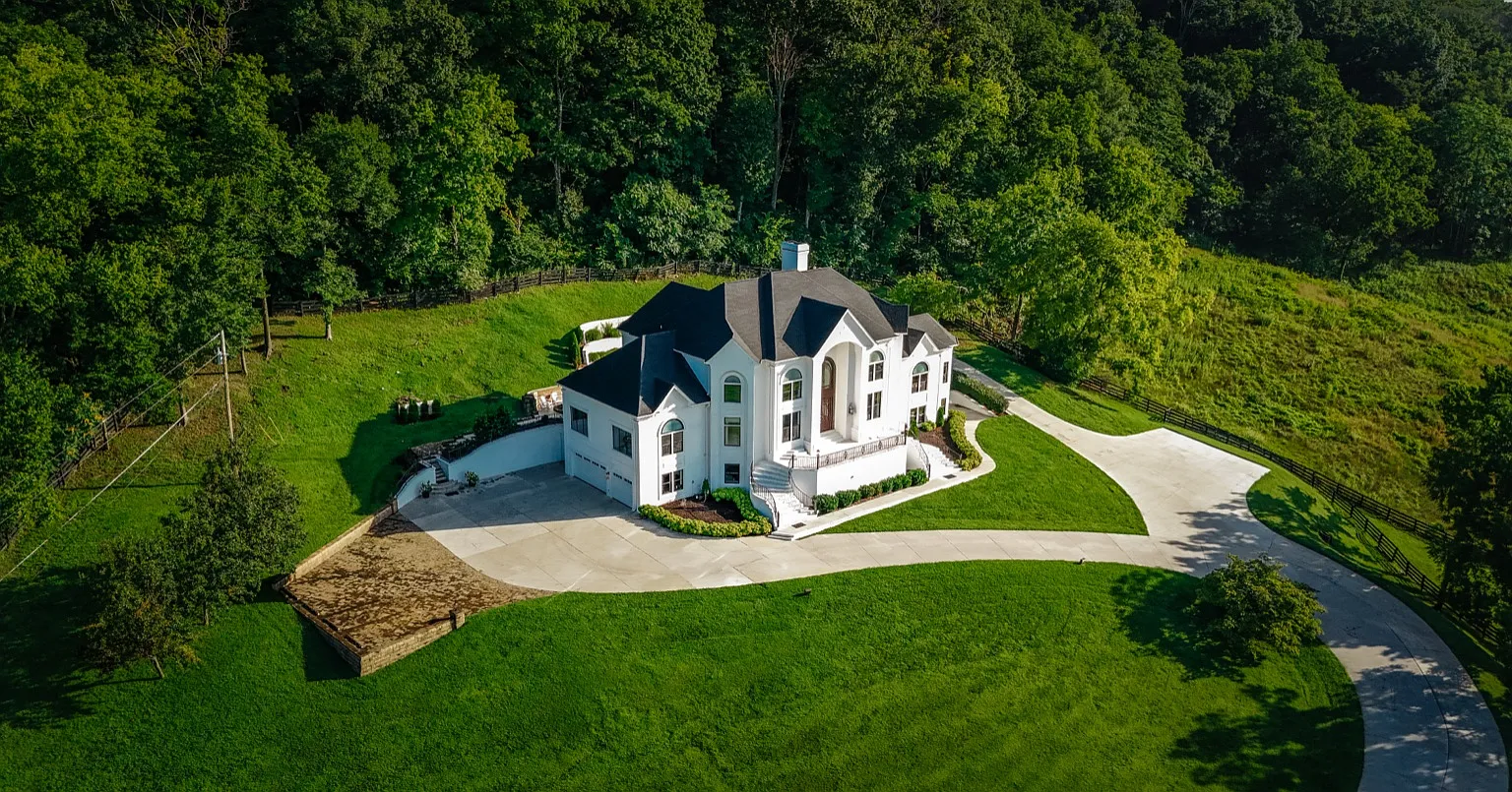 2194 S Berrys Chapel Rd — Photo 2