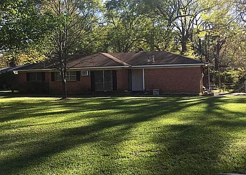 8900 Acacia Ln Photo 1