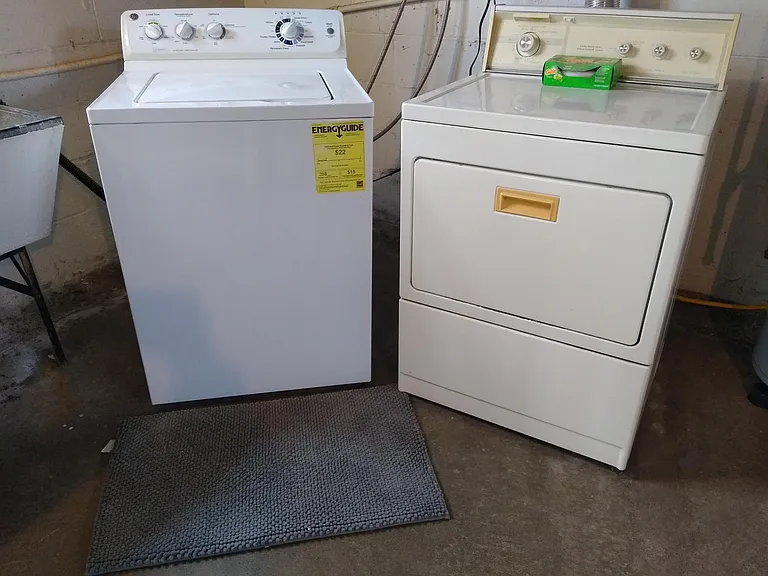Basement W&D provided