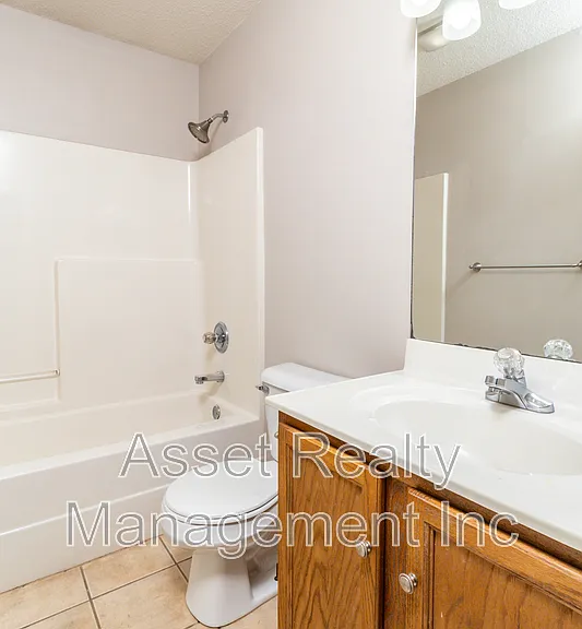 836 Duchess Way — Photo 16