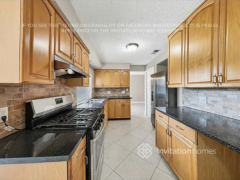 9558 NW 19th Pl — Photo 10