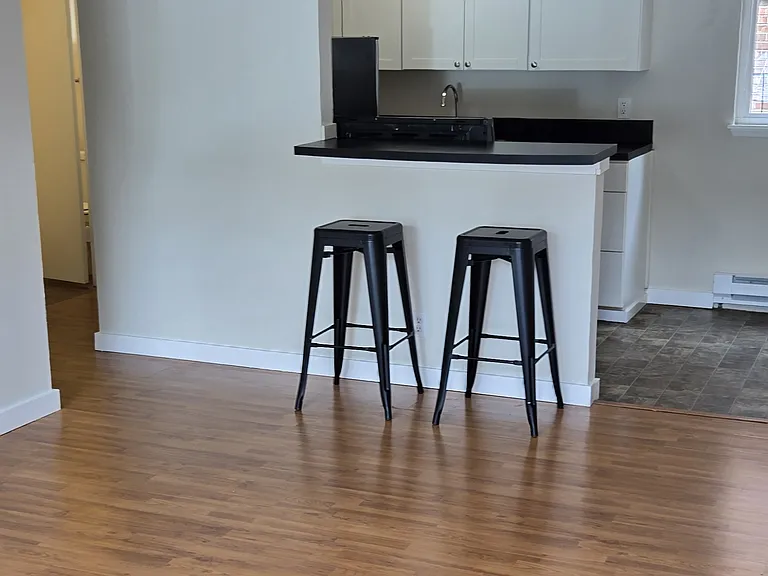 400 NE 65th St #104 — Photo 6