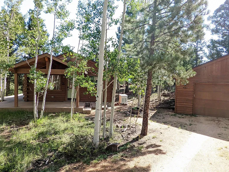 130 Summit Way — Photo 2