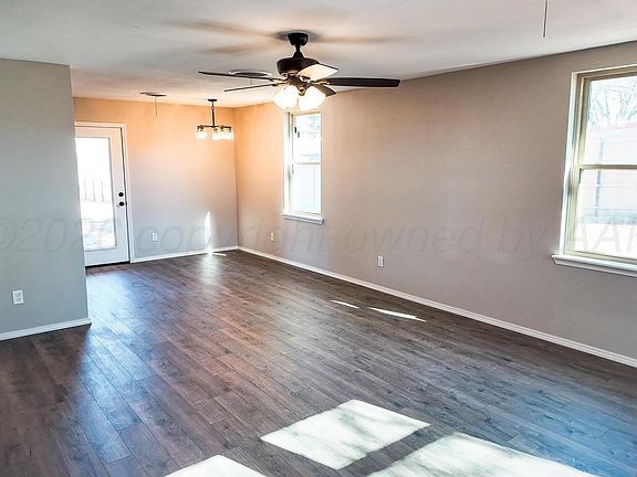 2nd image of 122 Racine Trl