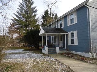 93 Coldenham Rd, Walden, NY 12586