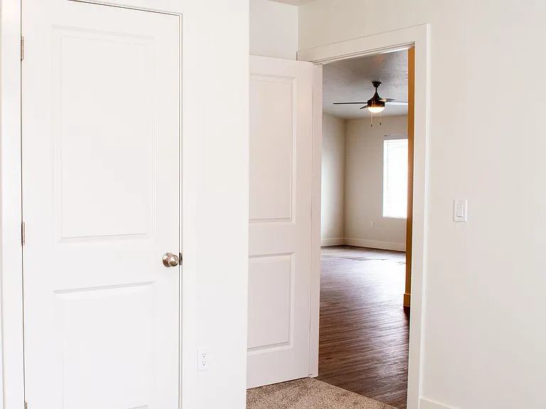 933 N Ironwood Cir — Photo 12