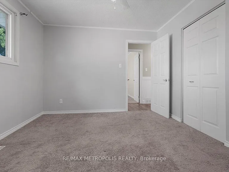 23 Silver Aspen Cres #MAIN — Photo 17